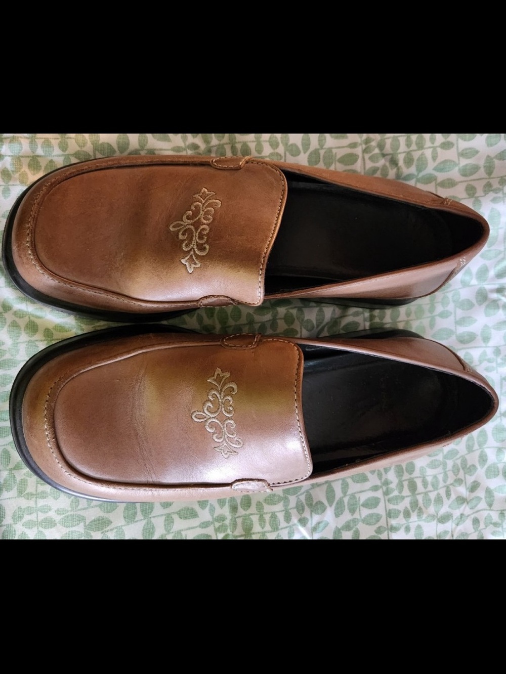Dansko Vintage Portugal Brown Leather Slip‑On Shoes 8.5 Scroll Stitch Design